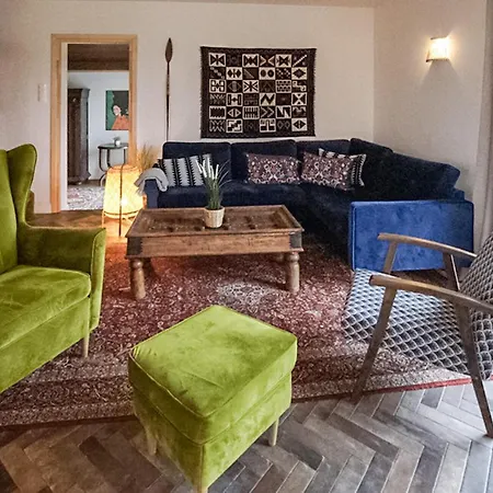 Holiday home 4 Bedroom Beautiful In *