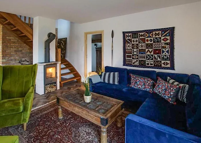 4 Bedroom Beautiful In Dom wakacyjny *