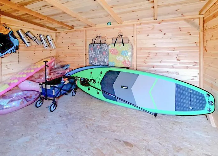 4 Bedroom Beautiful In Dom wakacyjny *